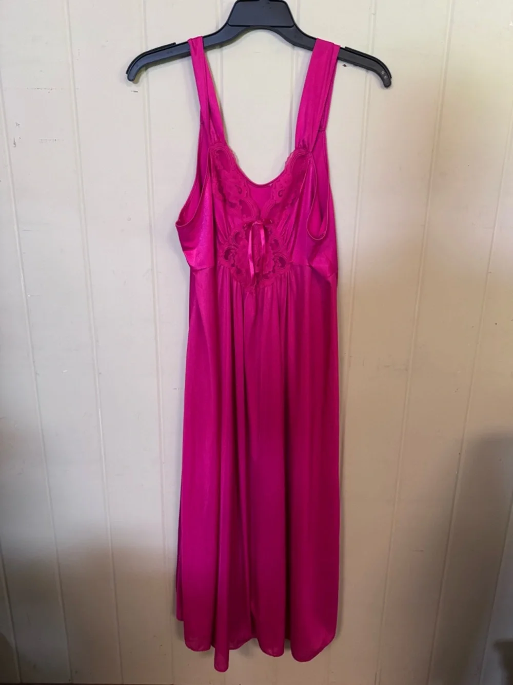 Vintage Full Length Slip Nightgown Elegant Lace Detail Romantic Lingerie - Picture 4 of 6